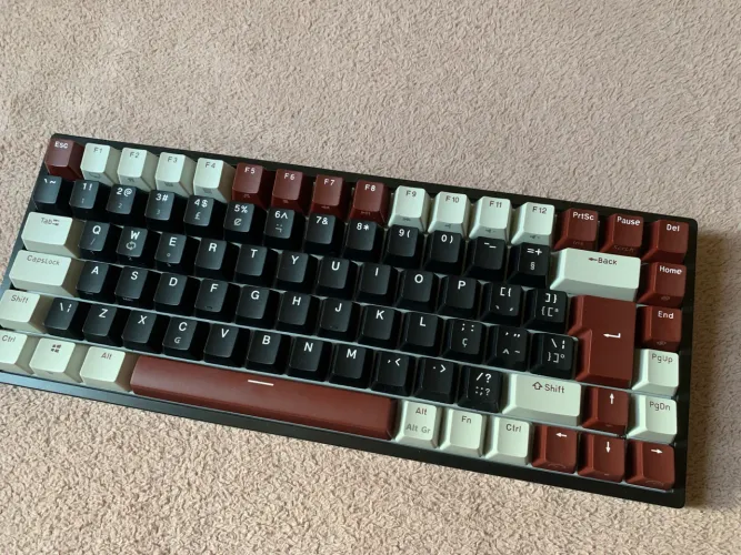 Teclado Mecânico RGB Sem Fio Royal Kludge RK84