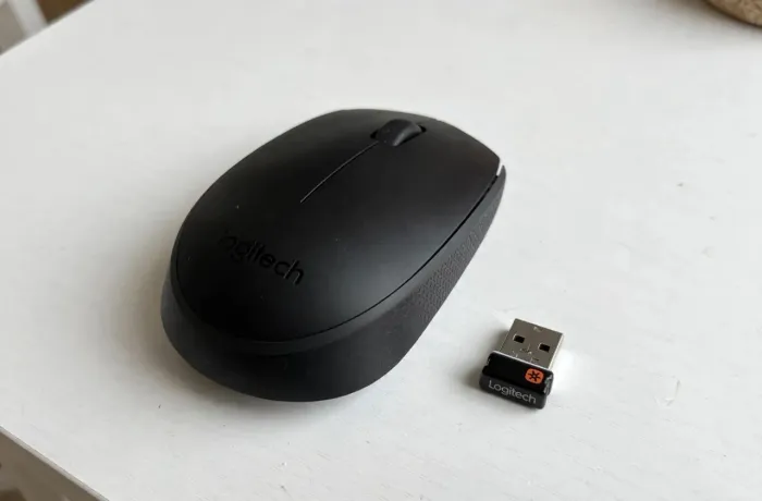 Mouse Logitech Seminovo