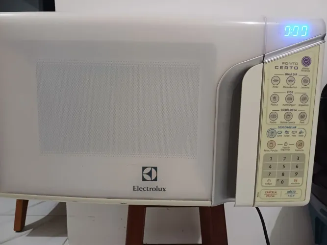 Micro-ondas 31 litros 