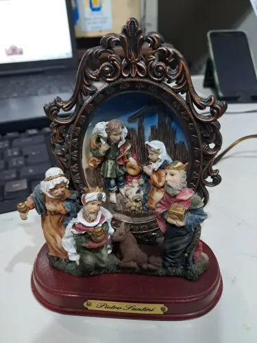 Lindo presépio em resina da marca Italiana Pietro Santini i 