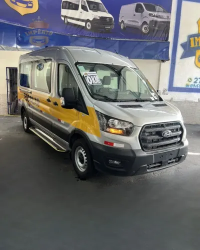 Ford Transit Furgão 2.0 Curto Turbo Diesel 2026