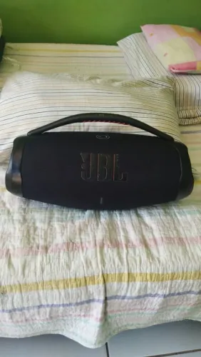JBL bombox 3