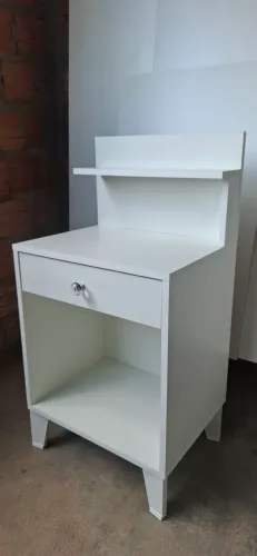 Mesa de cabeceira luxuoso