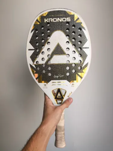 Vendo raquete Beach tennis Kronos White