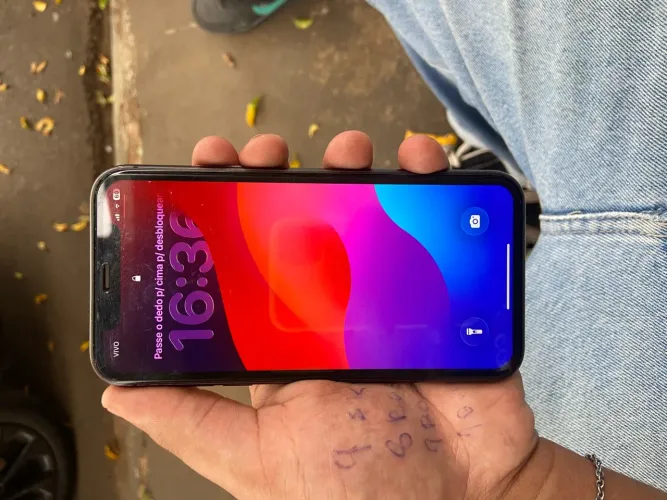 Iphone 11 64GB, Troco Por 13, Dou volta