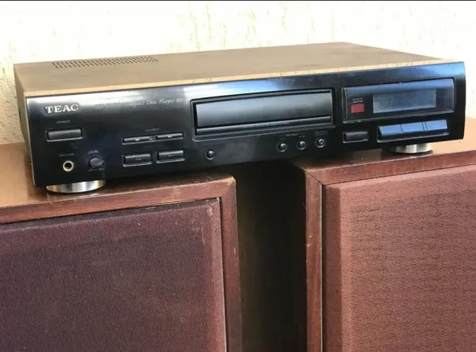 Cd player teac cdp-1100 sucata