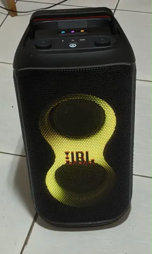 Caixa de som JBL Party box club 120
