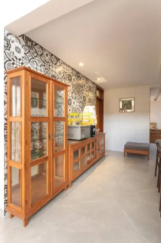 CASA DE ALTO PADRÃO À VENDA