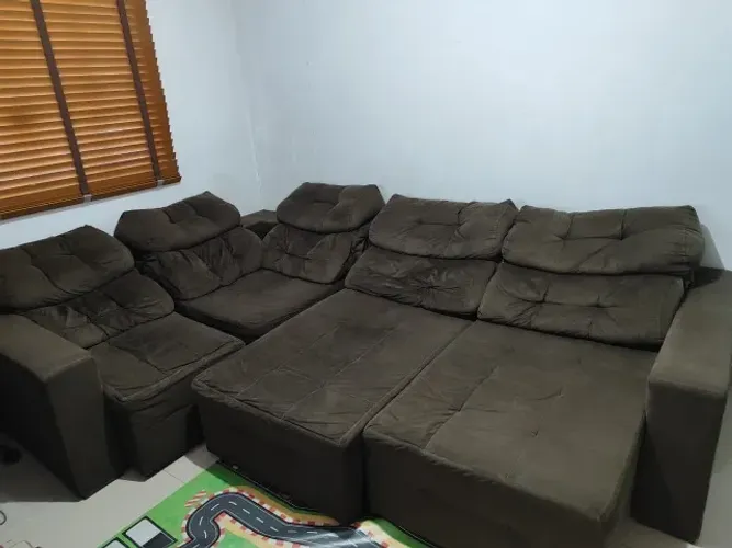 SOFÁ RETRÁTIL E RECLINÁVEL USADO - MARINGÁ