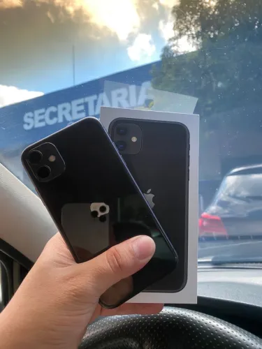 iPhone 11 64 Gb