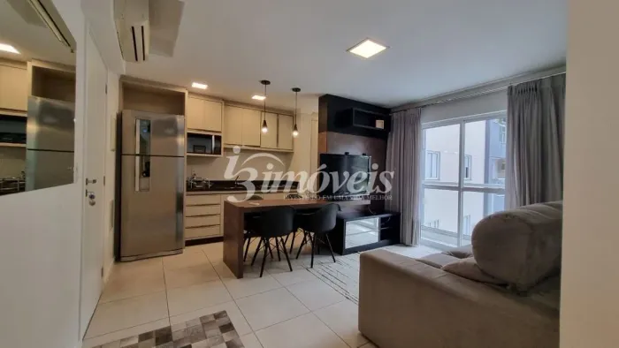 Apartamento par locação anual mobiliado, com 2 quartos, 1 vaga de garagem privativa, Sunse