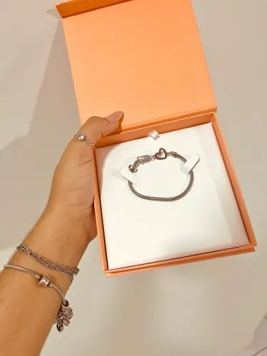 Pulseira Life Vivara - coração e anel da Lua Life Vivara