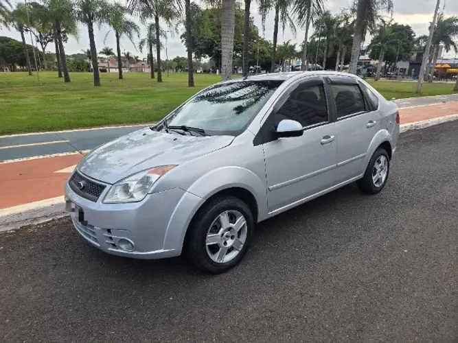 Ford Fiesta Sed. 1.6 8V Flex 4P 2008