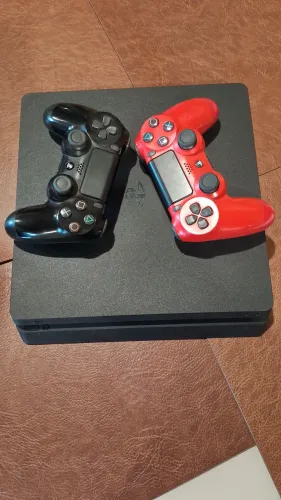 Ps 4 Slim 1Tb - 2 controles e 8 jogos
