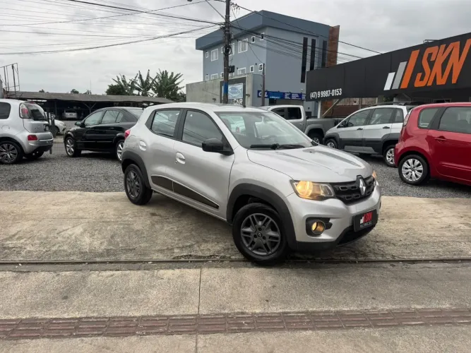 Renault Kwid Intense 1.0 Flex 12V 5P Mec. 2018