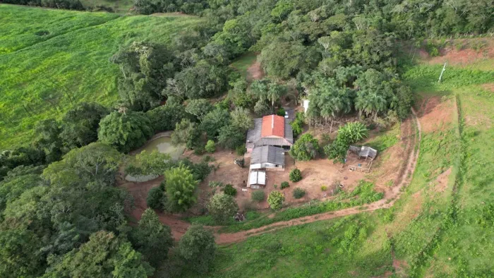 Venda de sítio, melhor oportunidade de paraíso a beira do rio 