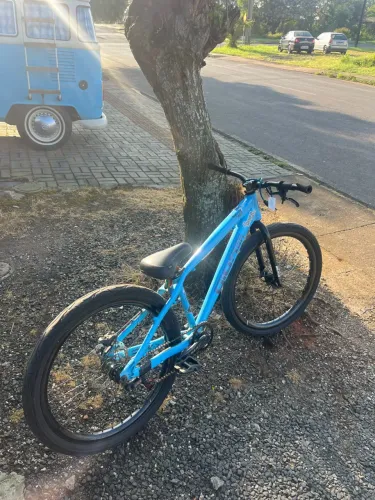 Vendo ou troco por Volante com pedal e marcha