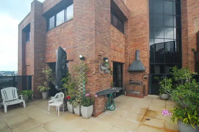 Apartamento Cobertura Triplex com Piscina, Varanda Gourmet e Segurança 24 horas - Panamby