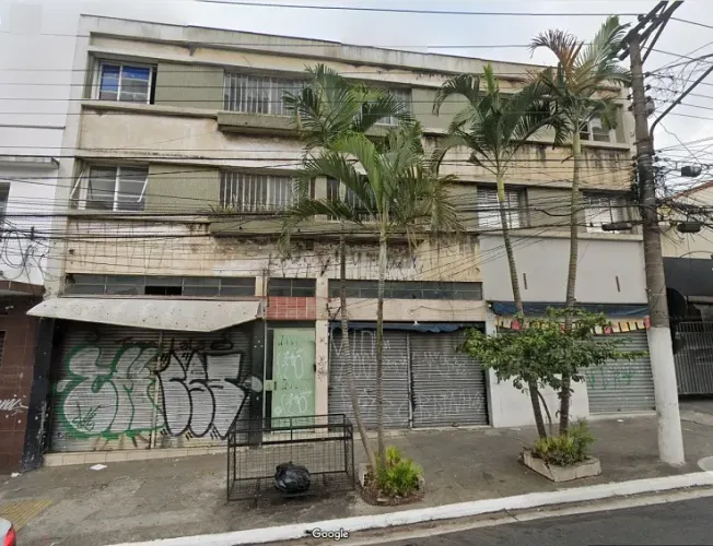 Prédio Misto (comercial e residencial)