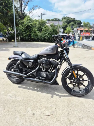 Harley Davidson Sporster Iron 883 2017 Revisada. Algumas customizações