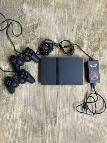 Ps2 completo e conservado
