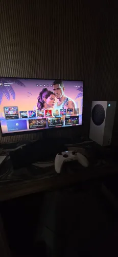 Xbox Series S completo+ GTA VI Ultimate incluso+1 manete, caixa e nota fiscal