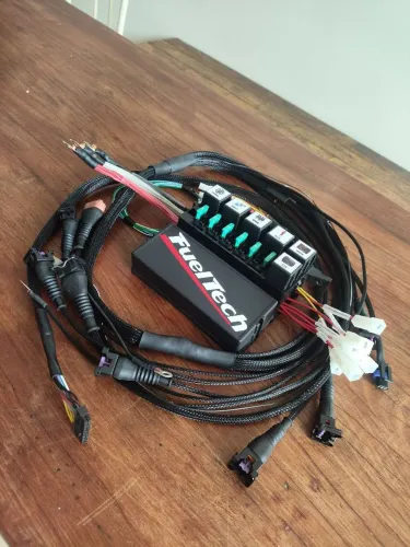 Chicote fueltech FT 300 4 bicos para todos os tipos de motores AP m.i
