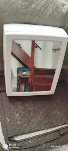 Armário de banheiro de plástico