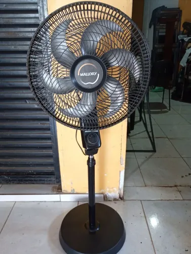 Vendo ventilador de coluna estado de novo