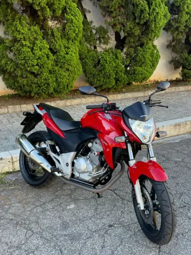 CB 300 2014 14 MIL KM A MAIS NOVA DO BRASIL 