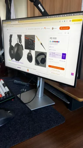 Monitor Dell U2422H com tela de 24 60hz e resolução full hd Preto/prata 127/200v