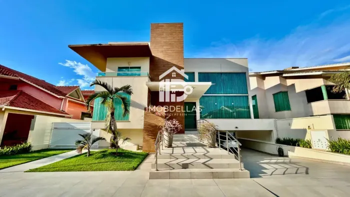 Sobrado para venda, 3 andares. Condomínio Residencial Porto Seguro- Porto Velho - RO