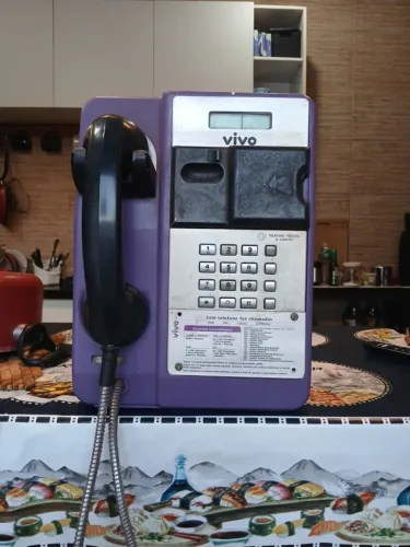 Telefone Público a Cartão Vivo (Orelhão) - Item de Colecionador
