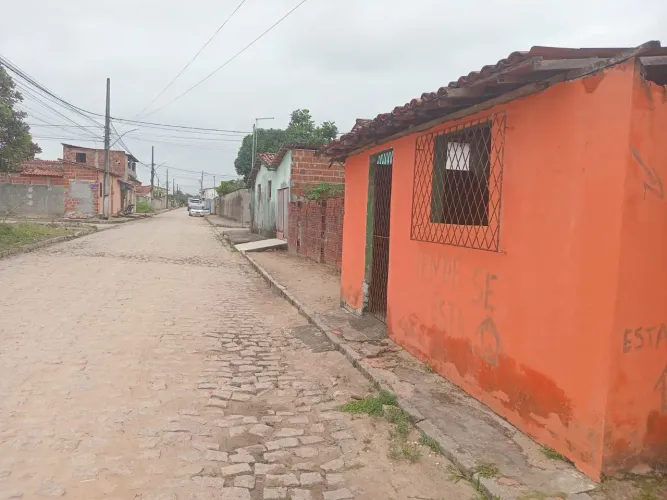 Vendo casa em nisia floresta, ou troco por moto, nisia floresta a 5 minutos do Centro