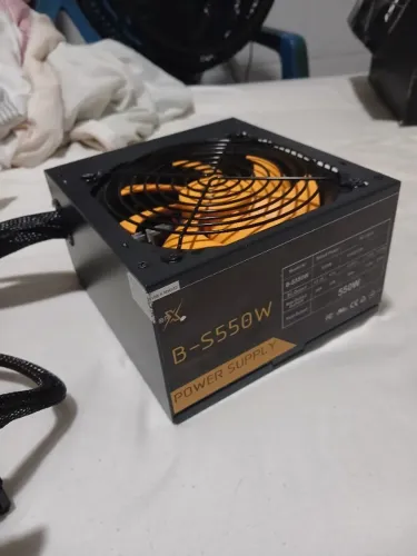 Fonte Brx B-s550w Bivolt Pfc Ativo Preto (Usado)