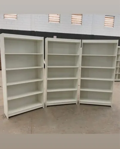 Estantes MDF 4 partelheiras
