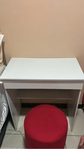 Vendo escrivaninha 