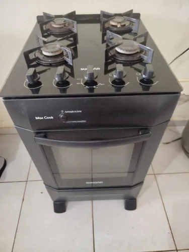 Vendo fogão 4 bocas elétrico tampo de vidro