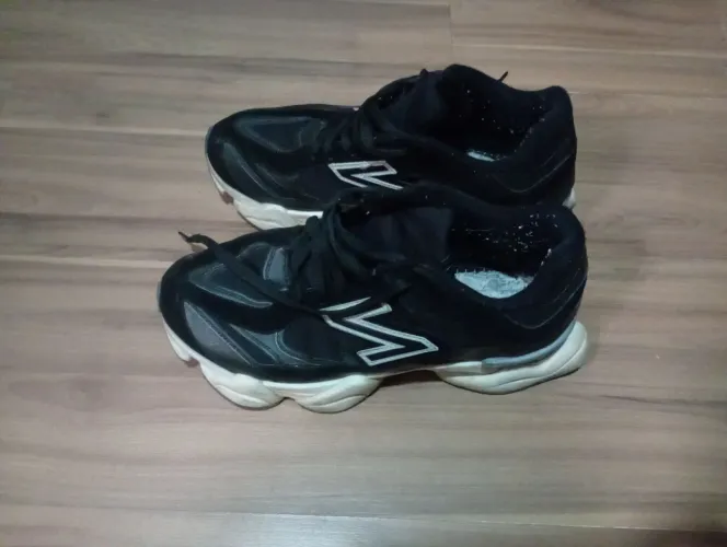 Tênis semi-novo masculino tamanho 43