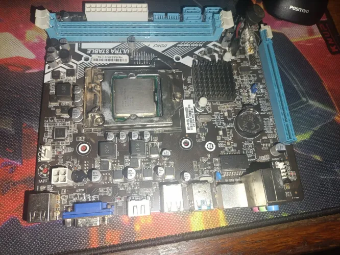 Placa mãe BPC-H61FFL 2a e 3a geração. Leia desc.