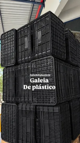 Galeia de plástico Nova