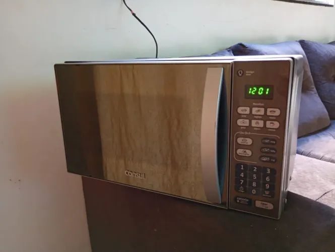 Micro-ondas Consul 20L