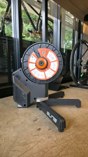 ROLO DE TREINO ELITE RIVO ZWIFT COG E CLICK INTERATIVO
