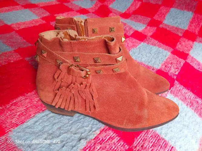 Bota Schutz (35)