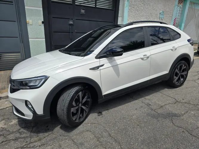 Volkswagen Nivus Highline 1.0 200 TSI Flex AUT 2023