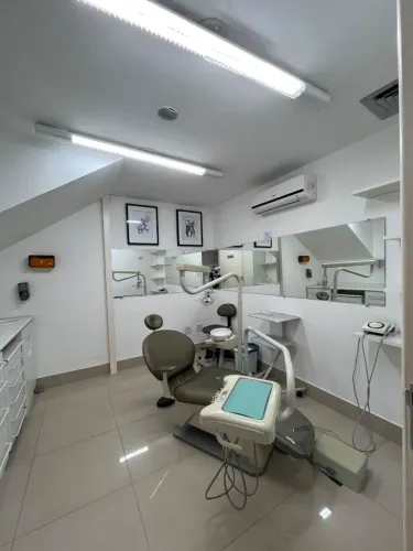 Alugo sala de dentista