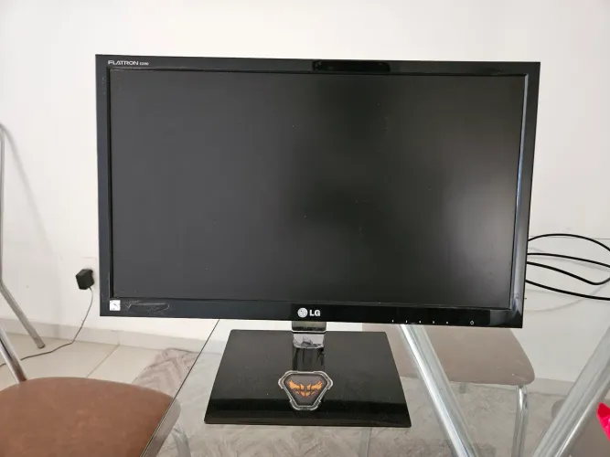 Monitor LG Flatron E2060 1600 x 900 HD+ (Leia a descrição)