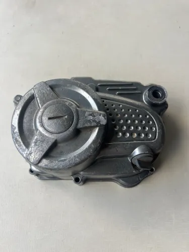 Tampa Do Motor Lado Direito Dafra Zig 50 11/12 Original 