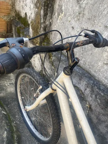 Bicicleta aro 24