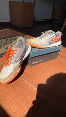 Umbro pro 5 bump